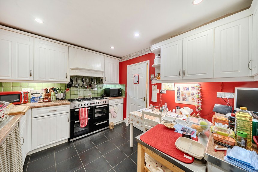 for sale valley road london 72343 - Gibbs Gillespie