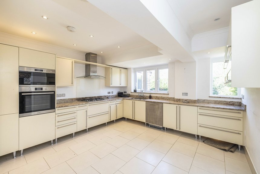to let bishops avenue london 72491 - Gibbs Gillespie