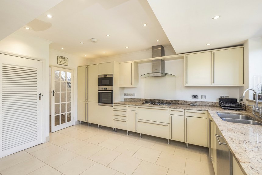 to let bishops avenue london 72491 - Gibbs Gillespie