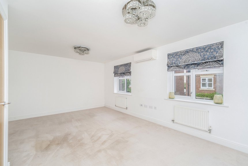 to let truesdales london 72598 - Gibbs Gillespie