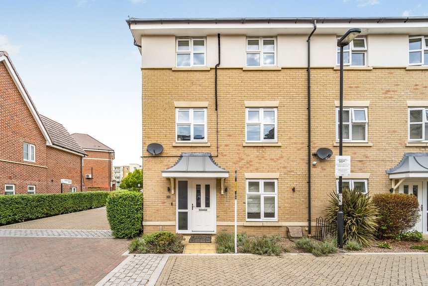 to let truesdales london 72598 - Gibbs Gillespie
