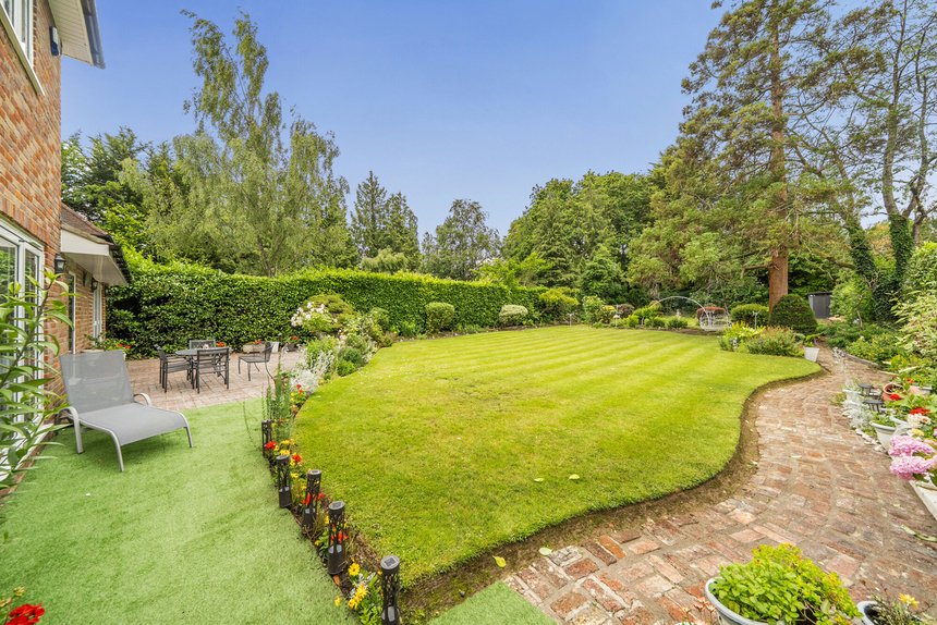 for sale wolsey road london 72718 - Gibbs Gillespie