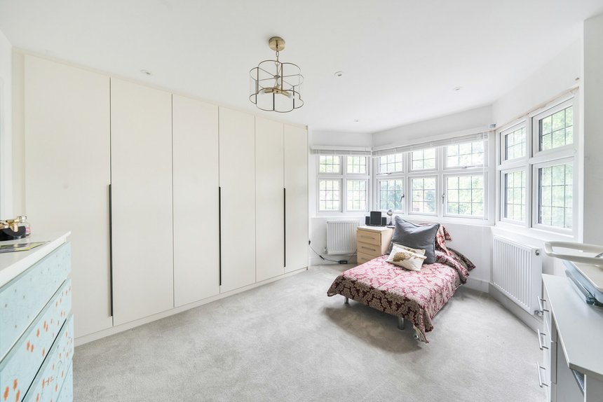 for sale wolsey road london 72718 - Gibbs Gillespie
