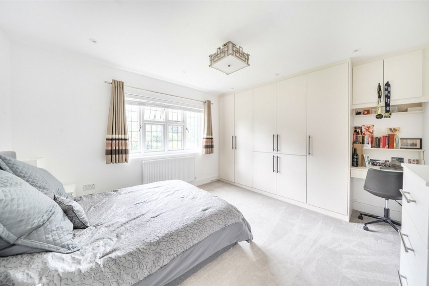 for sale wolsey road london 72718 - Gibbs Gillespie