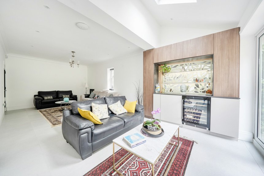 for sale wolsey road london 72718 - Gibbs Gillespie