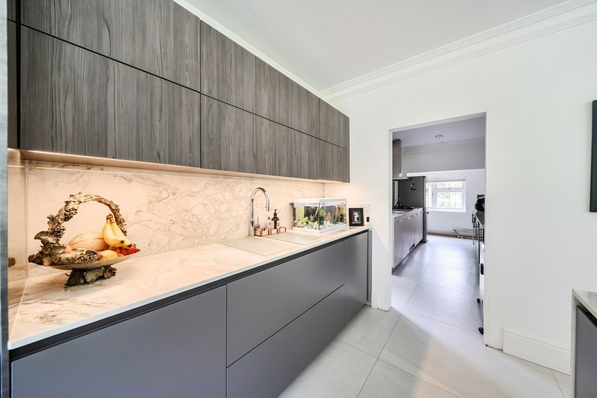 for sale wolsey road london 72718 - Gibbs Gillespie