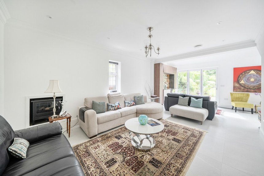 for sale wolsey road london 72718 - Gibbs Gillespie