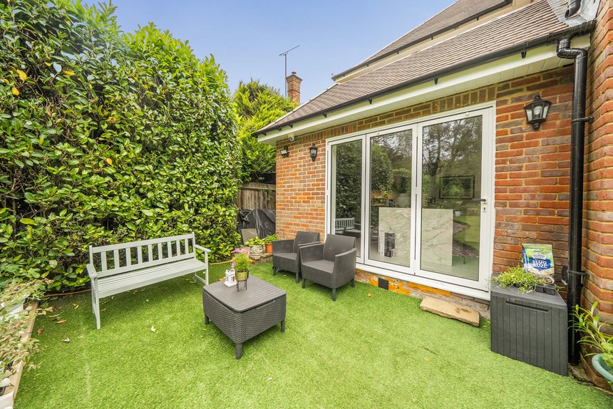 for sale wolsey road london 72718 - Gibbs Gillespie