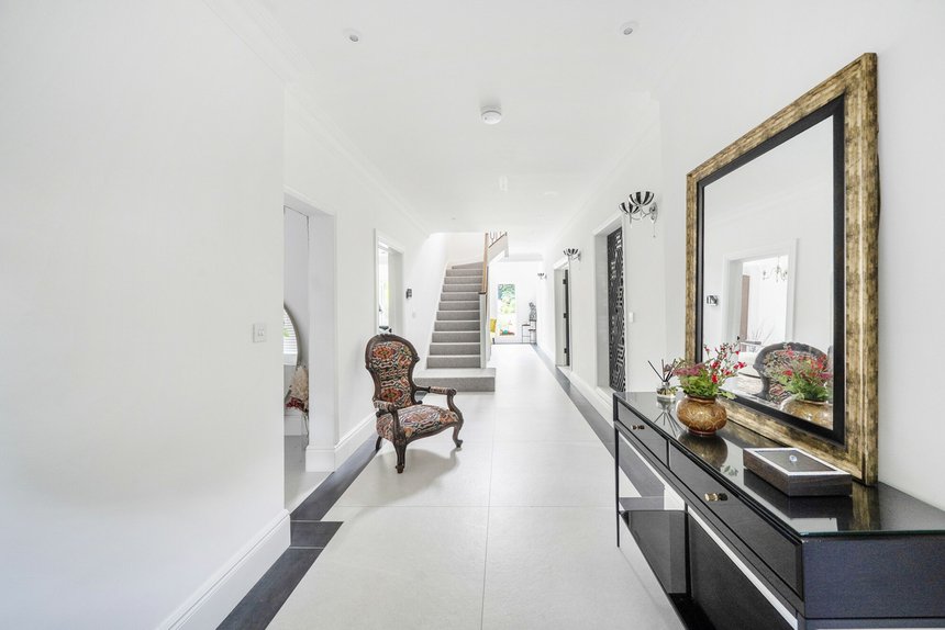 for sale wolsey road london 72718 - Gibbs Gillespie