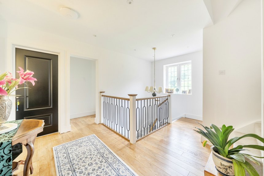 for sale wolsey road london 72718 - Gibbs Gillespie