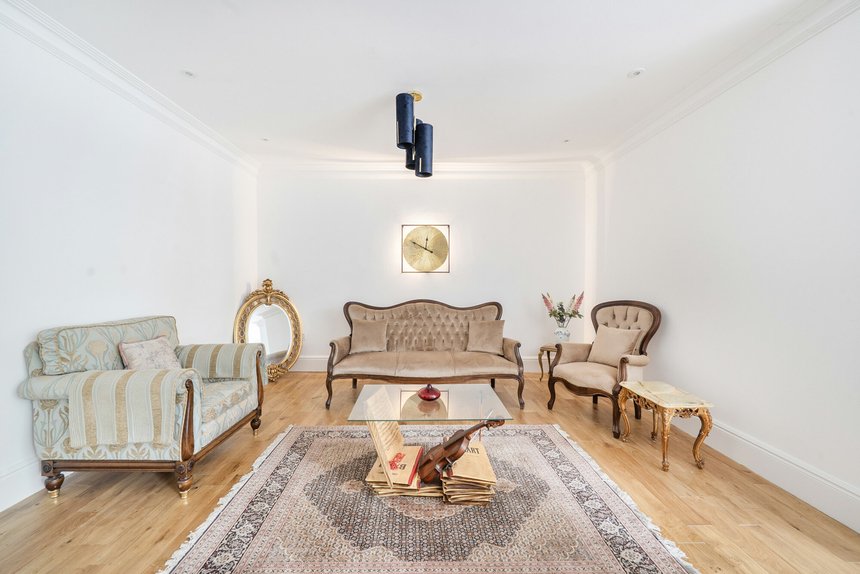 for sale wolsey road london 72718 - Gibbs Gillespie