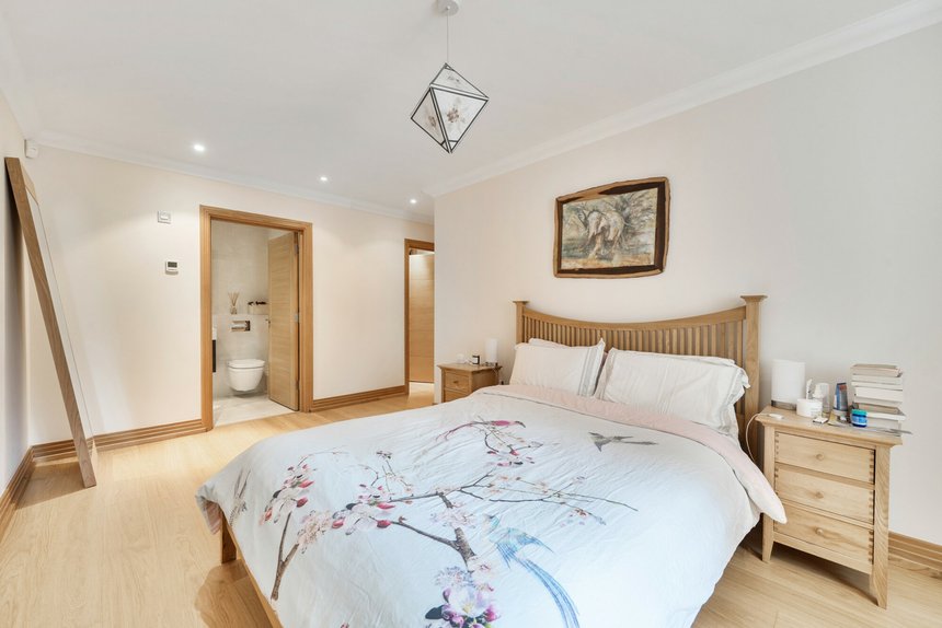 for sale eastbury avenue london 72745 - Gibbs Gillespie