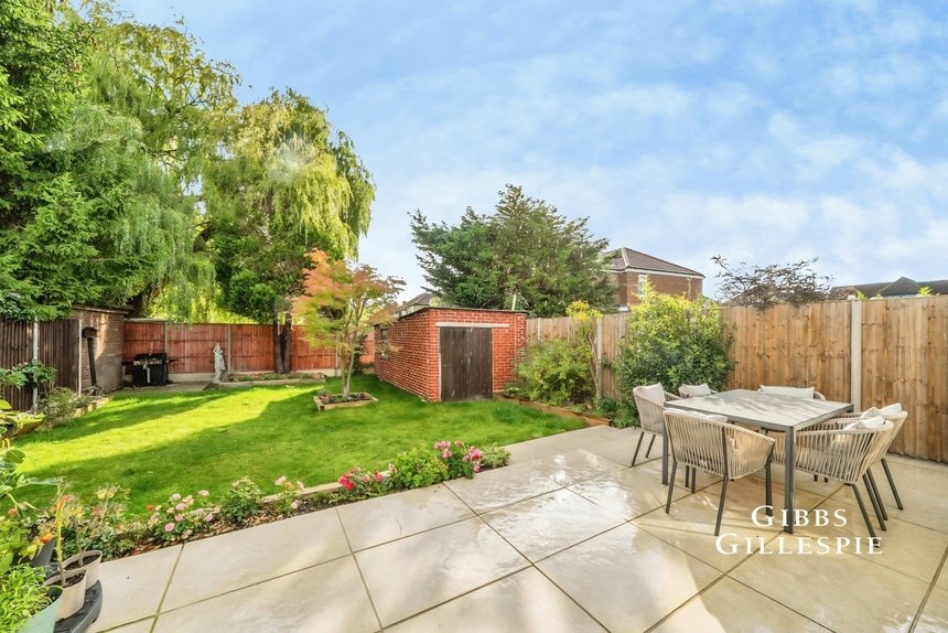 to let sylvia avenue london 72851 - Gibbs Gillespie