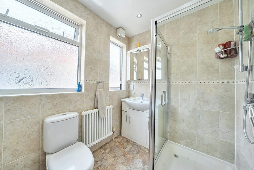 for sale holmdene avenue london 72852 - Gibbs Gillespie