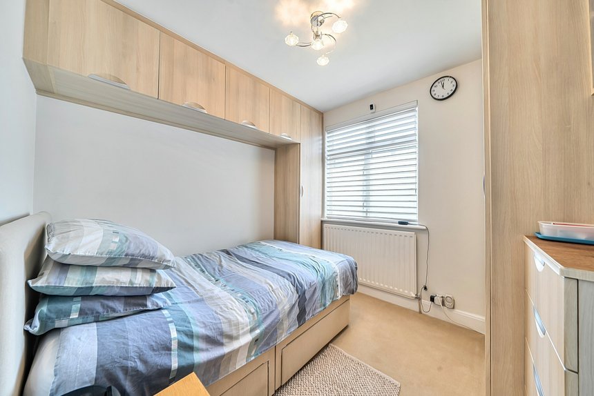 for sale holmdene avenue london 72852 - Gibbs Gillespie