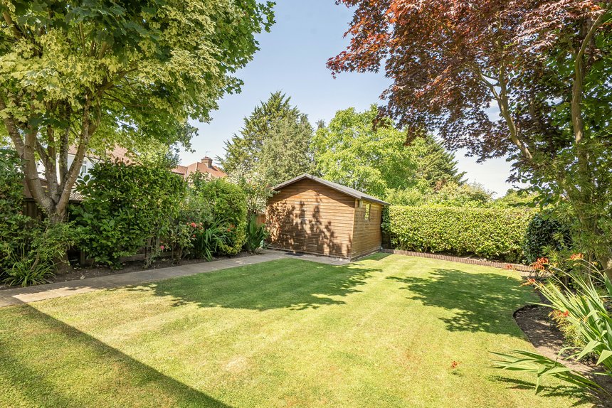 for sale holmdene avenue london 72852 - Gibbs Gillespie