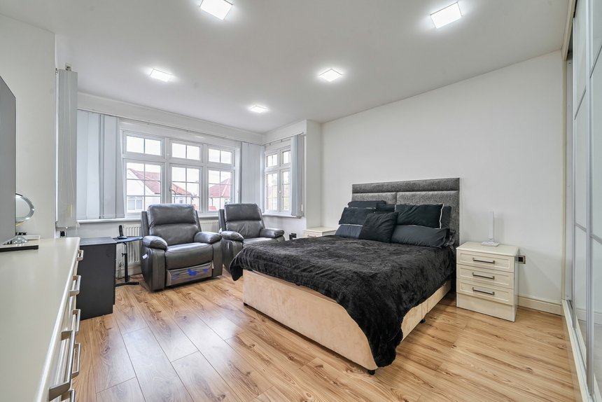 for sale sedgecombe avenue london 72941 - Gibbs Gillespie