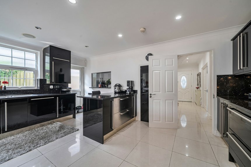 for sale sedgecombe avenue london 72941 - Gibbs Gillespie