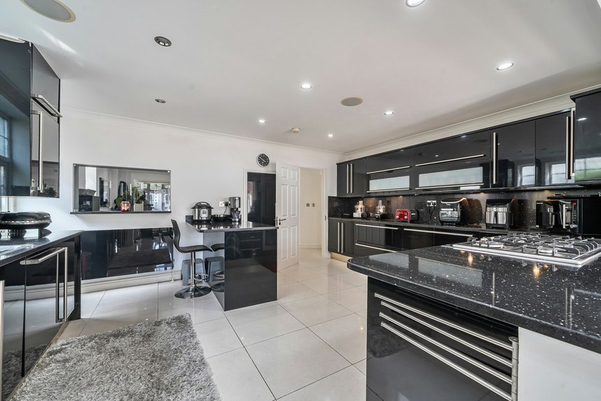 for sale sedgecombe avenue london 72941 - Gibbs Gillespie