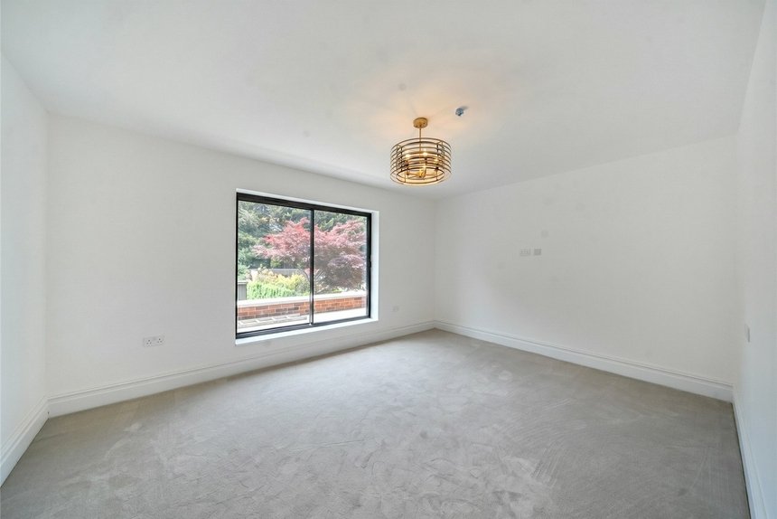 for sale the pipers london 73116 - Gibbs Gillespie