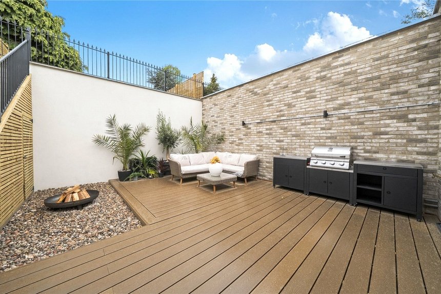 to let creswick road london 73490 - Gibbs Gillespie