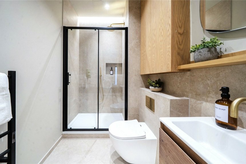 to let creswick road london 73490 - Gibbs Gillespie