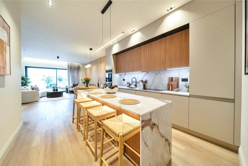to let creswick road london 73490 - Gibbs Gillespie