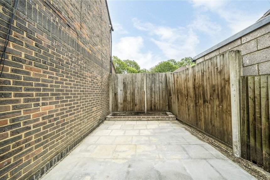for sale the highway london 73518 - Gibbs Gillespie