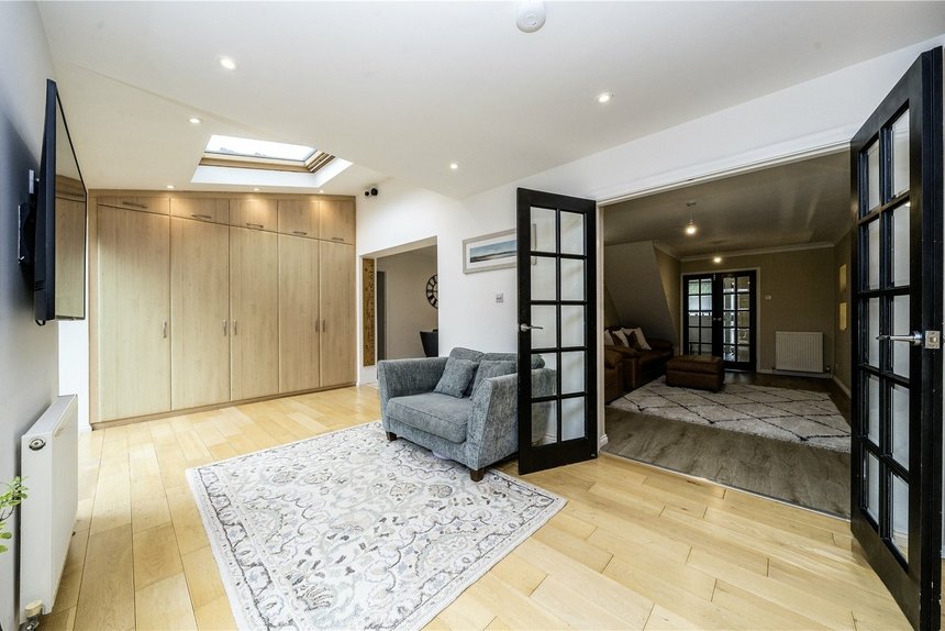 for sale the highway london 73518 - Gibbs Gillespie