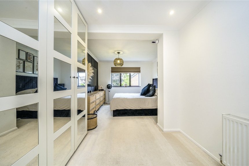 for sale the highway london 73518 - Gibbs Gillespie