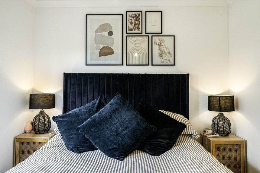 for sale the highway london 73518 - Gibbs Gillespie