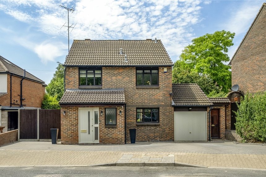 for sale the highway london 73518 - Gibbs Gillespie