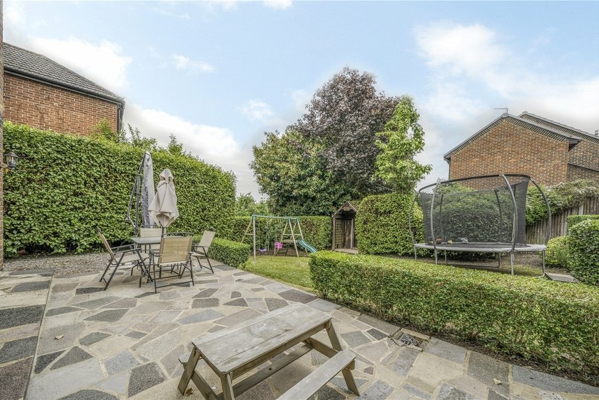 for sale the highway london 73518 - Gibbs Gillespie