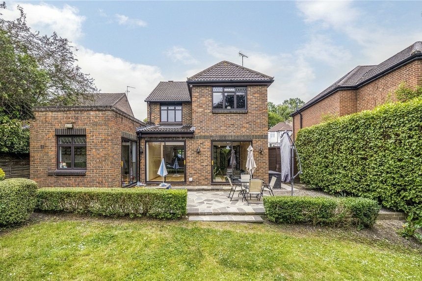 for sale the highway london 73518 - Gibbs Gillespie