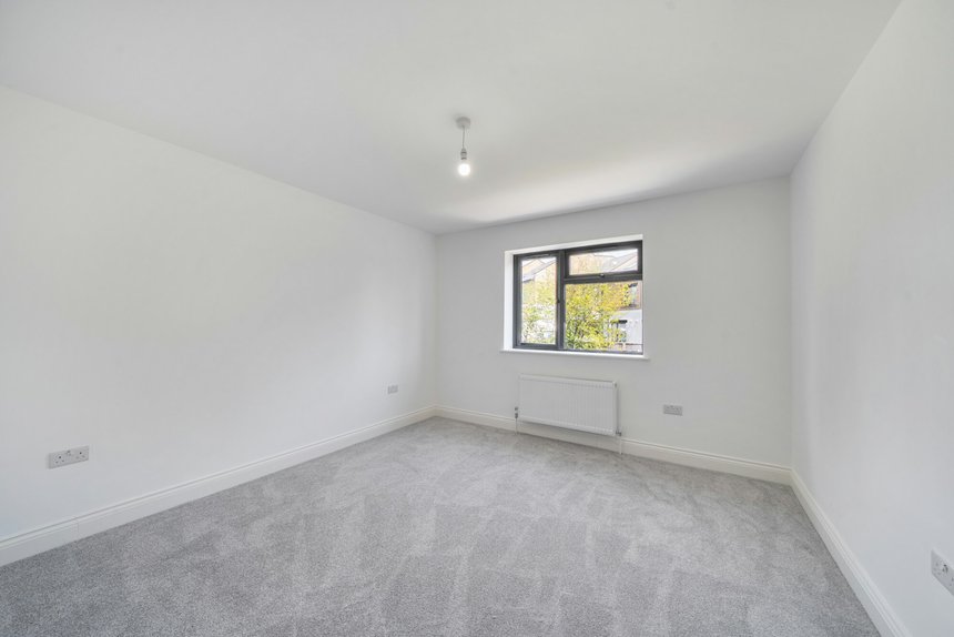 for sale gonville crescent london 73600 - Gibbs Gillespie