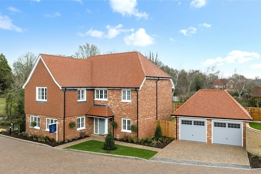 for sale millside grange london 73607 - Gibbs Gillespie