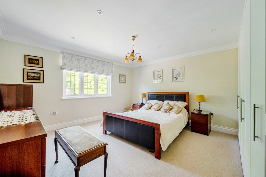 for sale woodhill avenue london 73863 - Gibbs Gillespie
