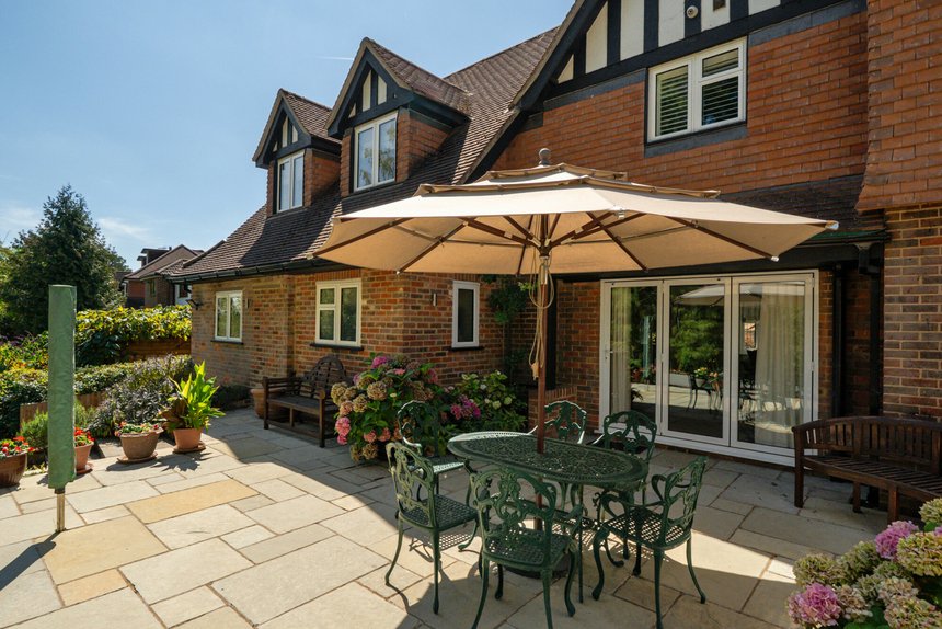 for sale woodhill avenue london 73863 - Gibbs Gillespie