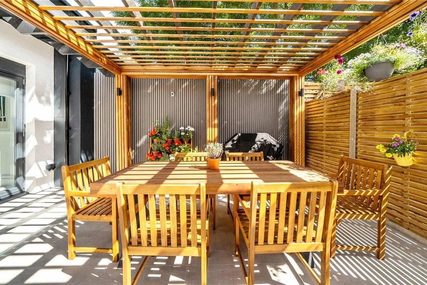 let agreed rosemont road london 74106 - Gibbs Gillespie