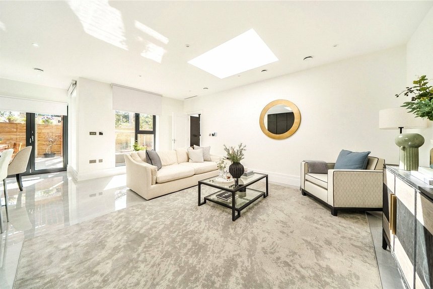 let agreed rosemont road london 74106 - Gibbs Gillespie