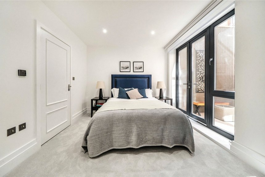 let agreed rosemont road london 74106 - Gibbs Gillespie
