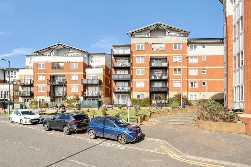 let agreed penn place london 74308 - Gibbs Gillespie