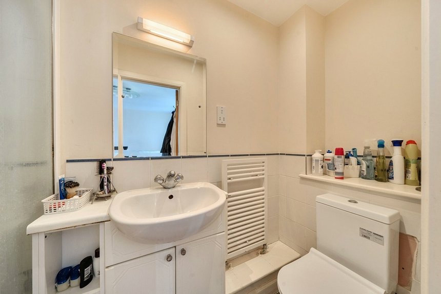 let agreed penn place london 74308 - Gibbs Gillespie