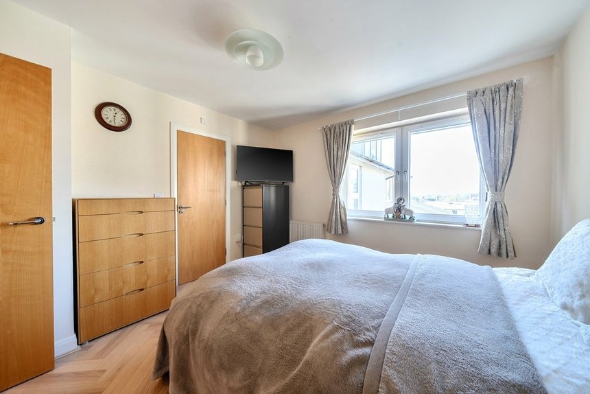 let agreed penn place london 74308 - Gibbs Gillespie