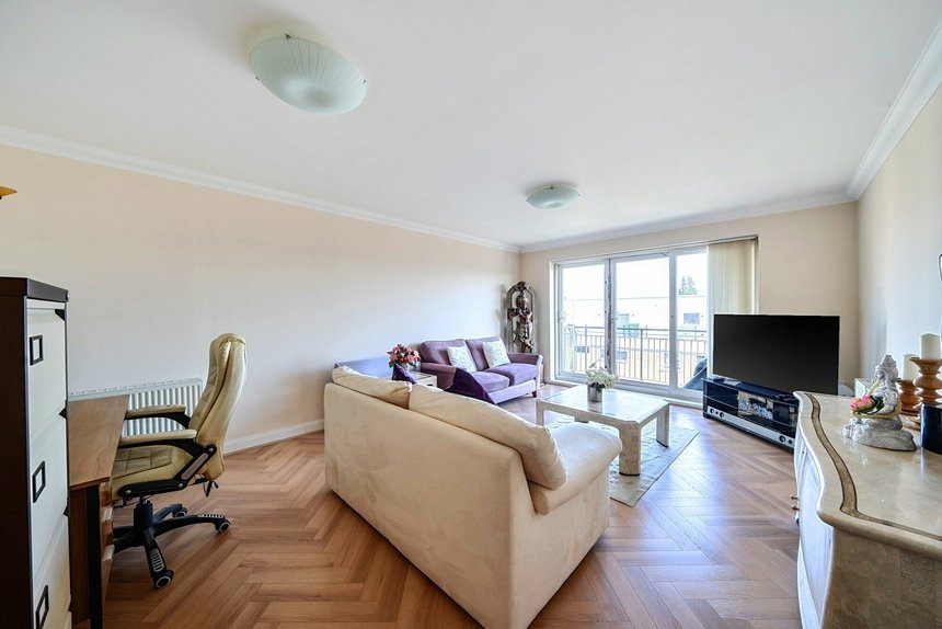 let agreed penn place london 74308 - Gibbs Gillespie