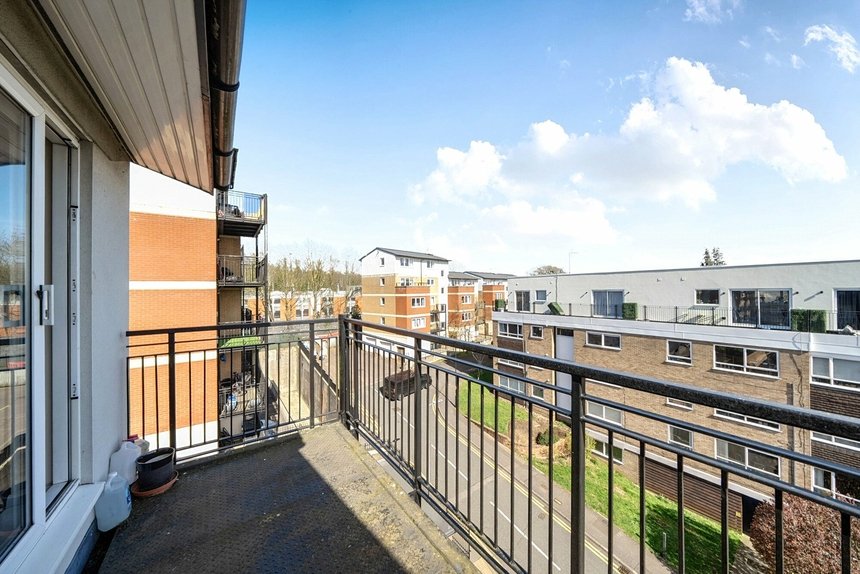 let agreed penn place london 74308 - Gibbs Gillespie