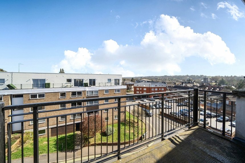 let agreed penn place london 74308 - Gibbs Gillespie