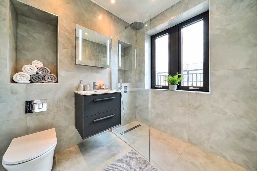 for sale bamborough gardens london 74528 - Gibbs Gillespie