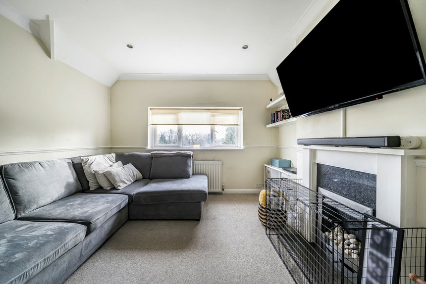 sold shepherds lane london 8784 - Gibbs Gillespie