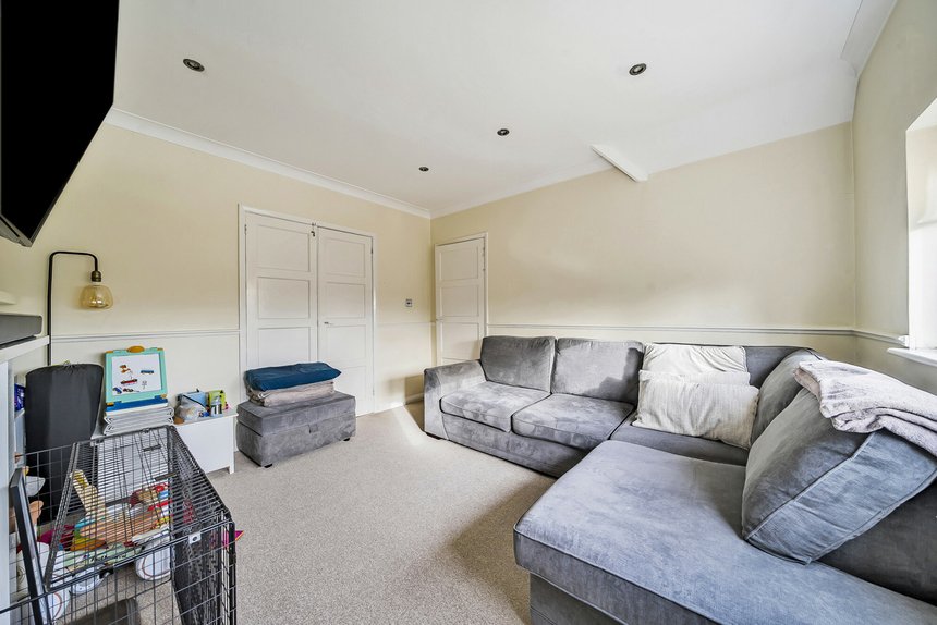 sold shepherds lane london 8784 - Gibbs Gillespie